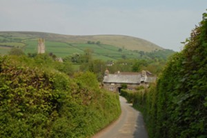 Road to The Rugglestone inn - Widecombe in the Moor